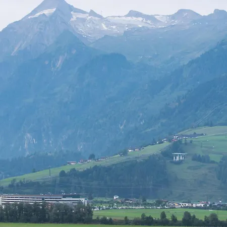 Ivy Zell am See